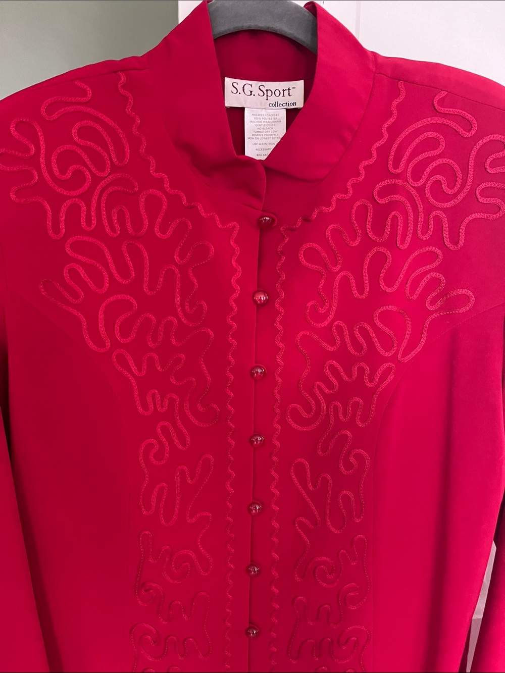 SG Sport Collection NWT size  L Shirt-Jacket Embroidery Stitched Front Design